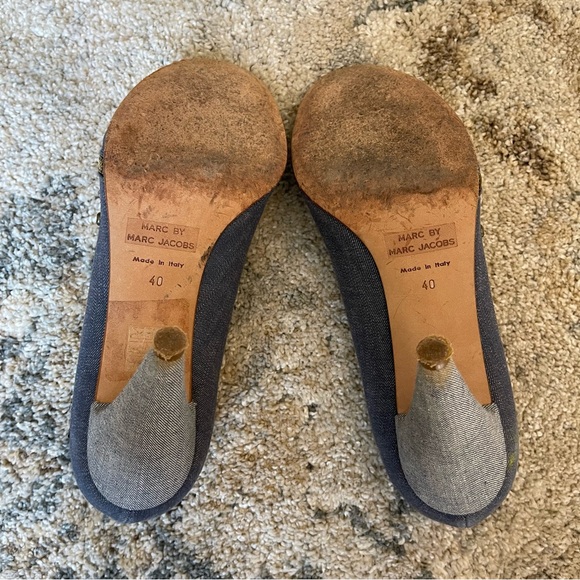 Marc by Marc Jacobs denim peep toe heels embellishment. Size 40 US 9.5-10 - Picture 7 of 7